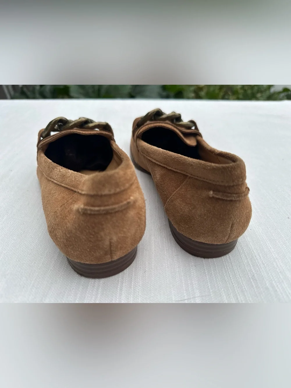 Crown Vintage Tan Suede Chain Link Accent Loafers | 7.5